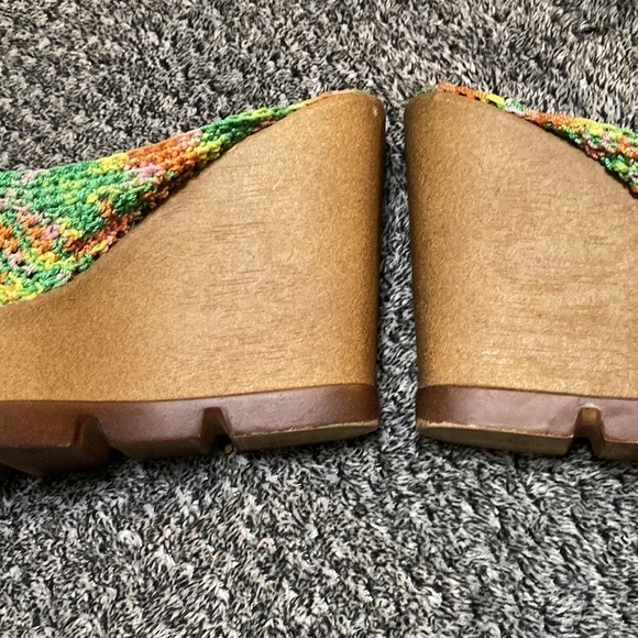 Crochet wedge shoes size 37 with 5 inch heel - Picture 3 of 7